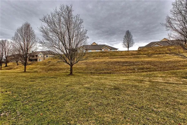 $395,000 | 6015 Triple Crown Circle, Greensburg, PA 15601