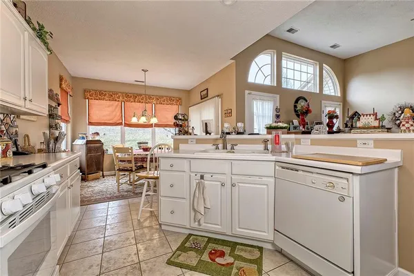 $395,000 | 6015 Triple Crown Circle, Greensburg, PA 15601