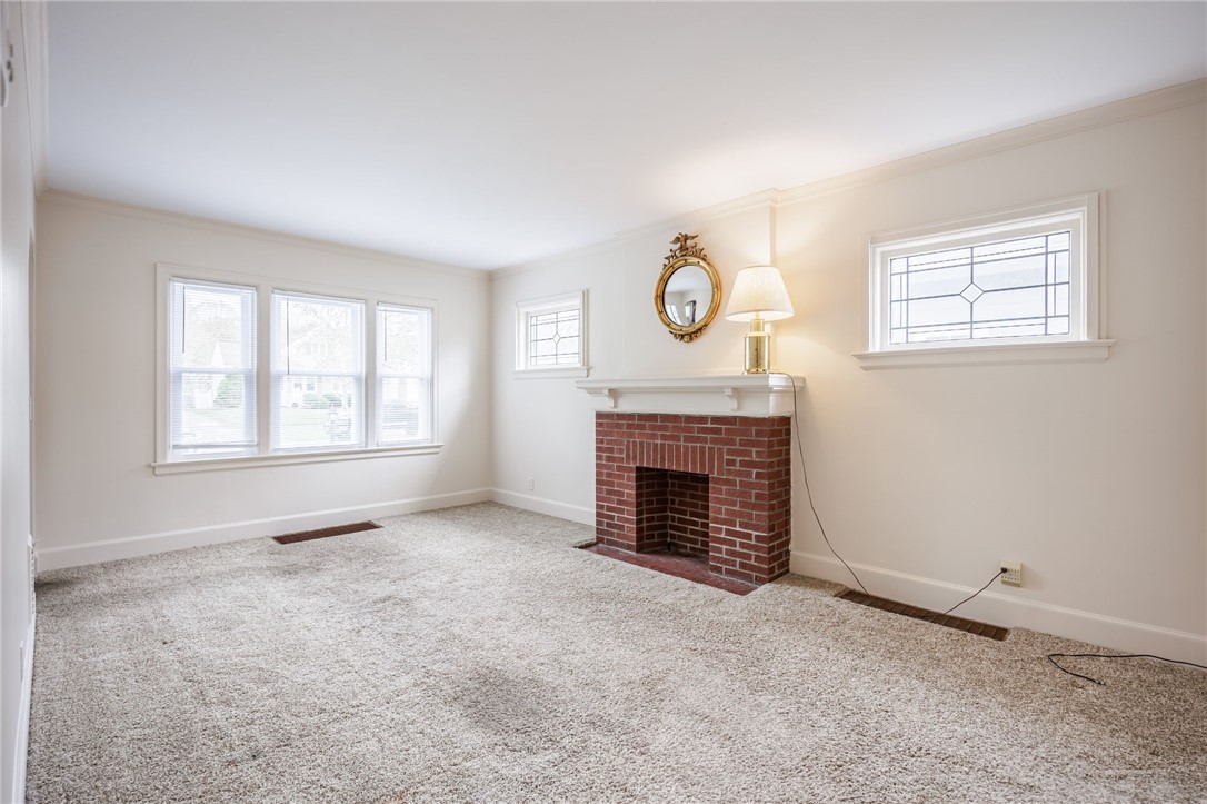 324 Conrad Drive Greece, NY 14616 - Photo 5 of 18