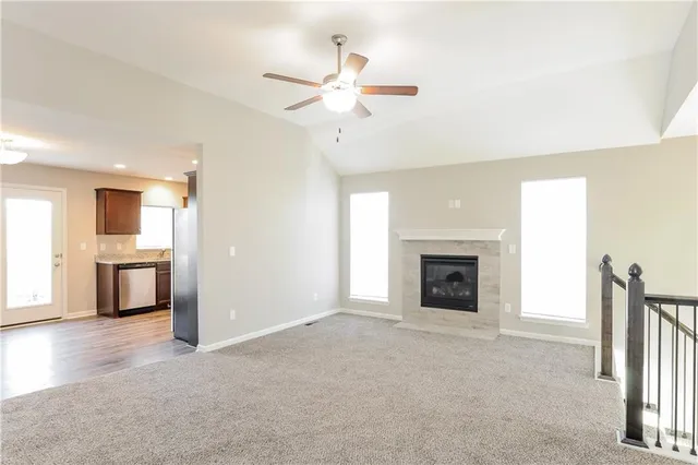 $2,330 | 235 Jenny Lane, Raymore, MO 64083