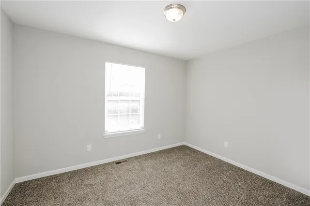 $2,230 | 235 Jenny Lane, Raymore, MO 64083