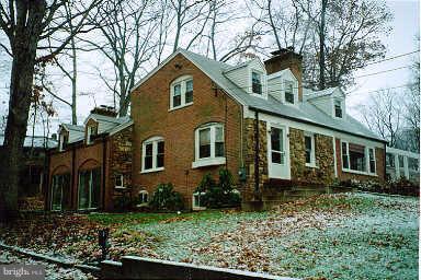 Exterior (Front)