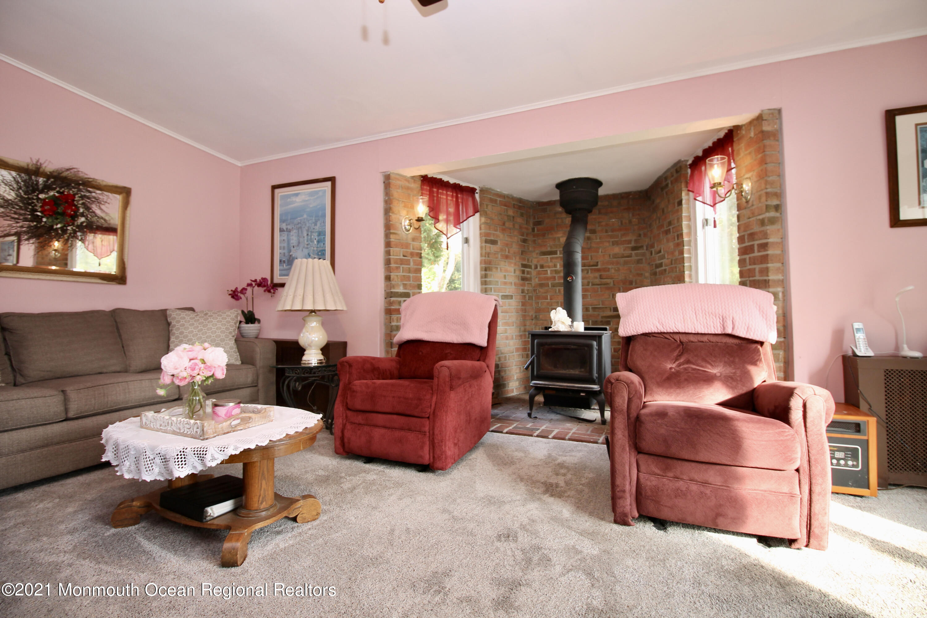 195 Bennett Road Freehold, NJ 07728 - Photo 23 of 90 a living room with furniture and a window