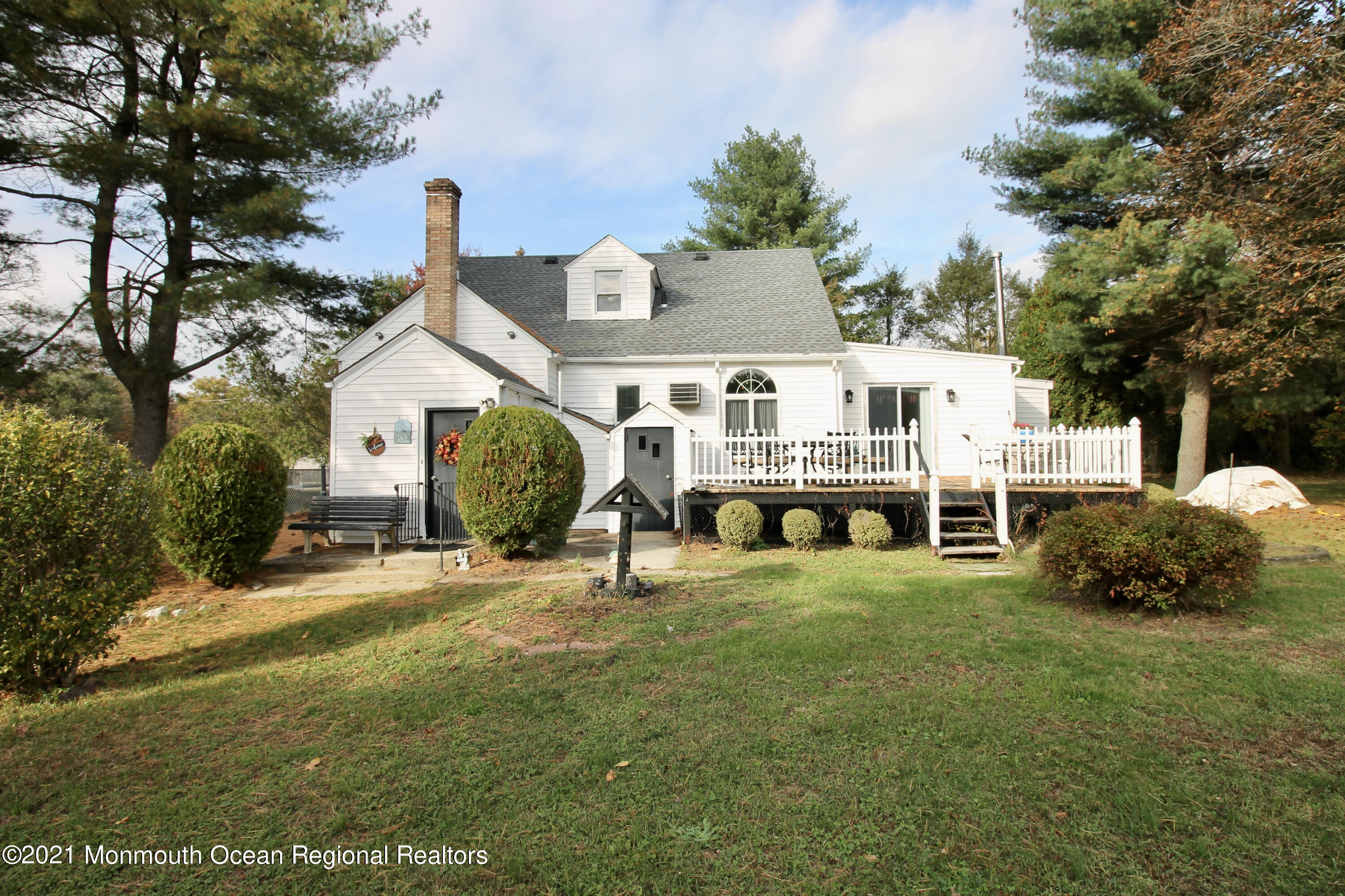 195 Bennett Road Freehold, NJ 07728 - Photo 42 of 90 4C6C7695-66E2-4116-85CF-F753CC7699DD_1_2