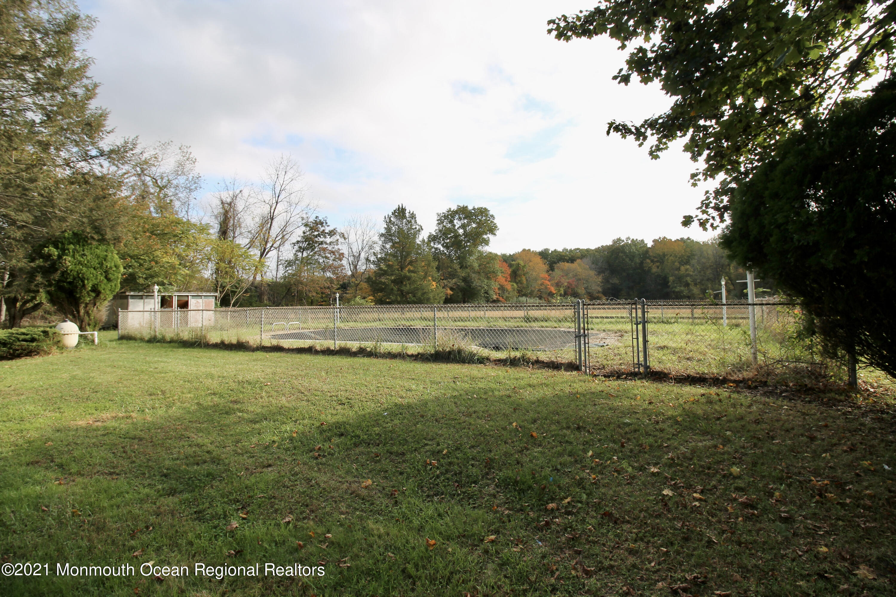 195 Bennett Road Freehold, NJ 07728 - Photo 49 of 90 a view of a grassy field