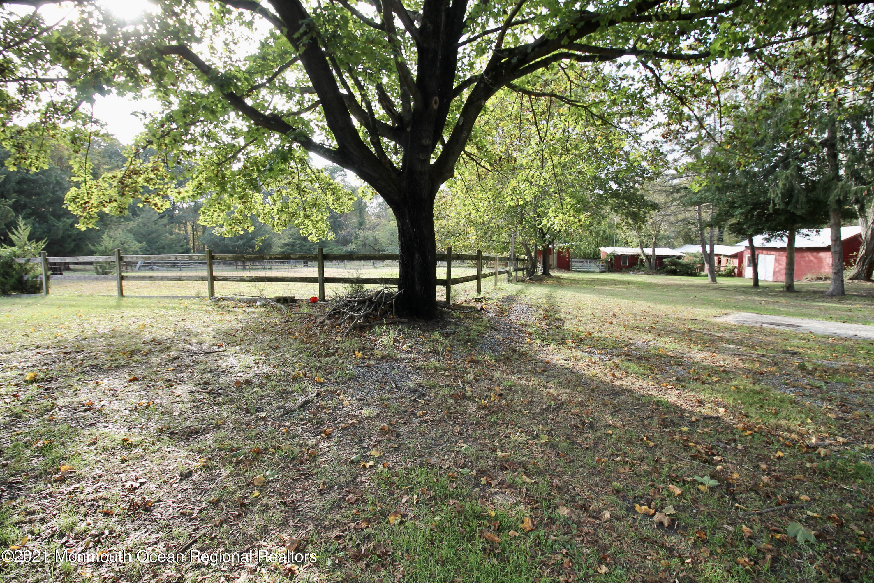 195 Bennett Road Freehold, NJ 07728 - Photo 51 of 90 F7D7A520-49CE-452A-9644-551B97A00325_1_2