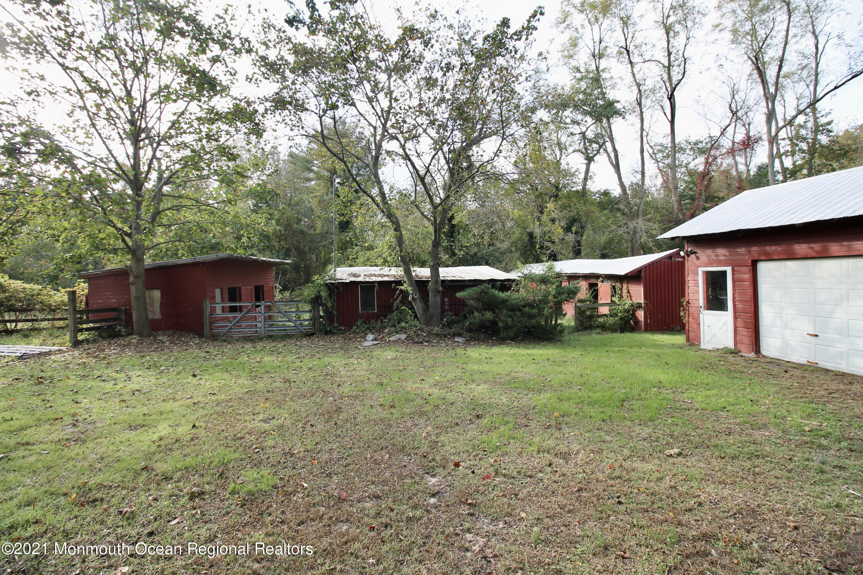 195 Bennett Road Freehold, NJ 07728 - Photo 62 of 90 a view of a house with backyard