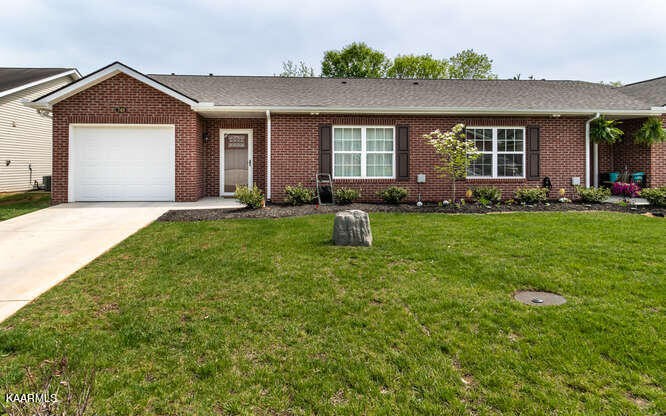 826 Spring Park Road Knoxville, TN 37914 - Photo 2 of 19 Gallery Image 2