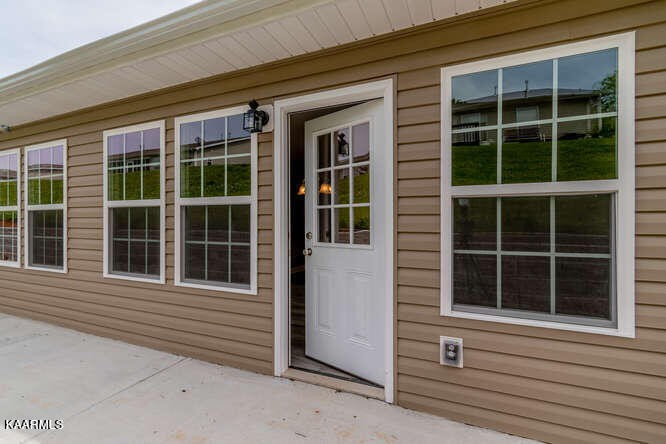 826 Spring Park Road Knoxville, TN 37914 - Photo 5 of 19 Gallery Image 5