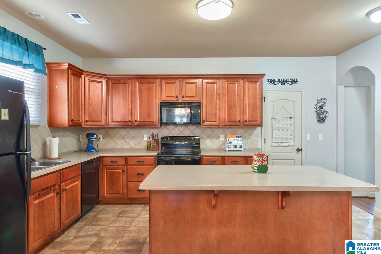 5693 Park Side Road Birmingham, AL 35244 - Photo 18 of 32