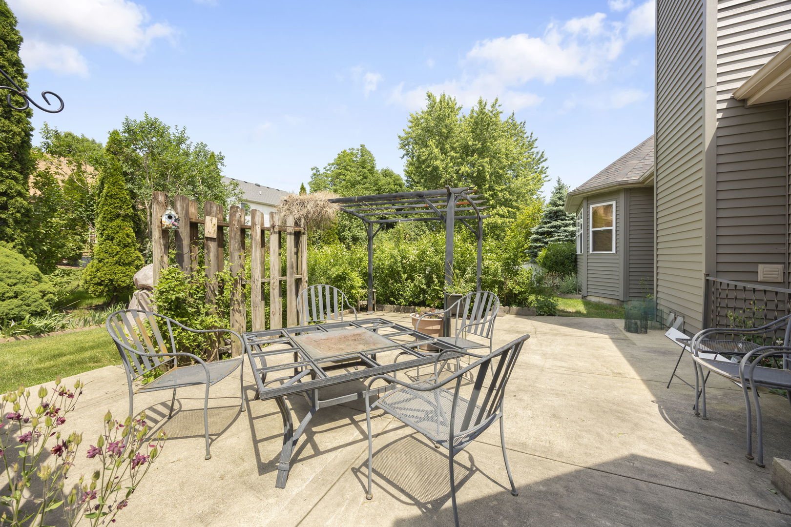 2659 Hoddam Road Naperville, IL 60564 - Photo 18 of 24