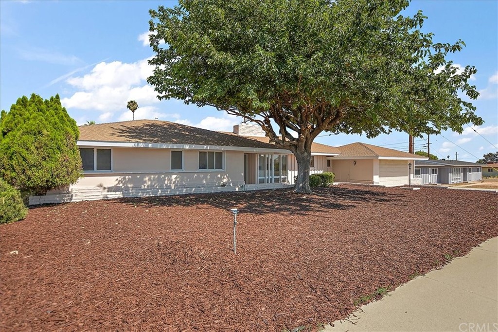 701 Riverside Avenue Rialto, CA 92376 - Photo 1 of 1