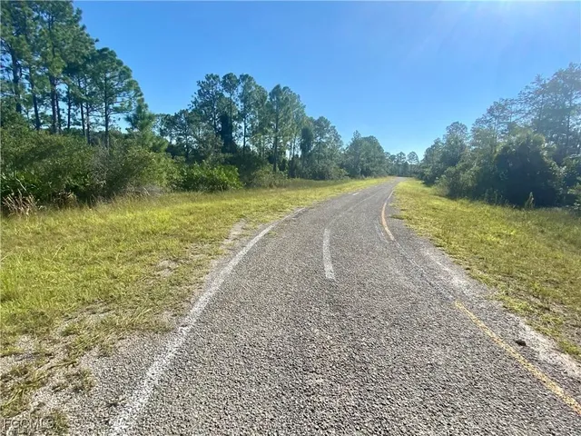 $18,000 | 2178 Winnetka Drive, Lehigh Acres, FL 33920