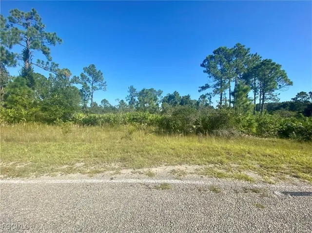 $18,000 | 2178 Winnetka Drive, Lehigh Acres, FL 33920