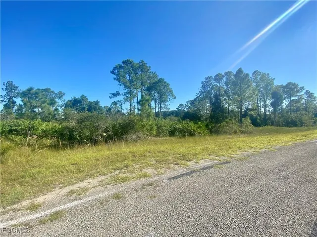$18,000 | 2178 Winnetka Drive, Lehigh Acres, FL 33920