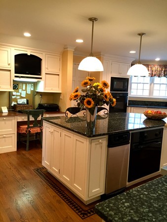15 Edmunds Road Wellesley, MA 02481 - Photo 9 of 27