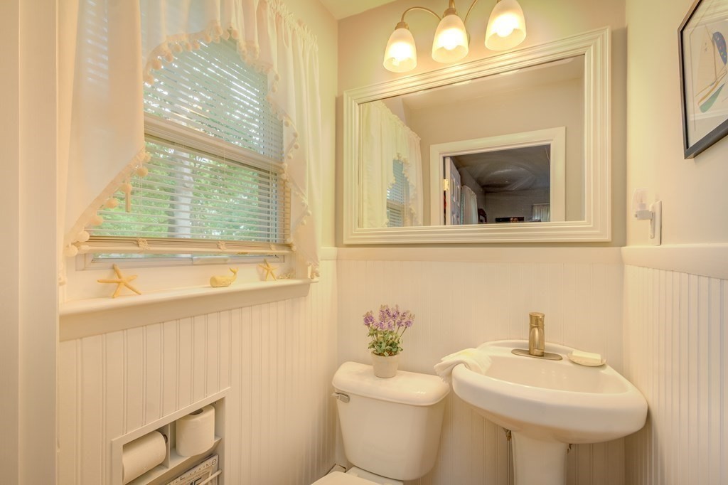 180 Mt Hope Road Somerset, MA 02726 - Photo 22 of 42 Gallery Image 22