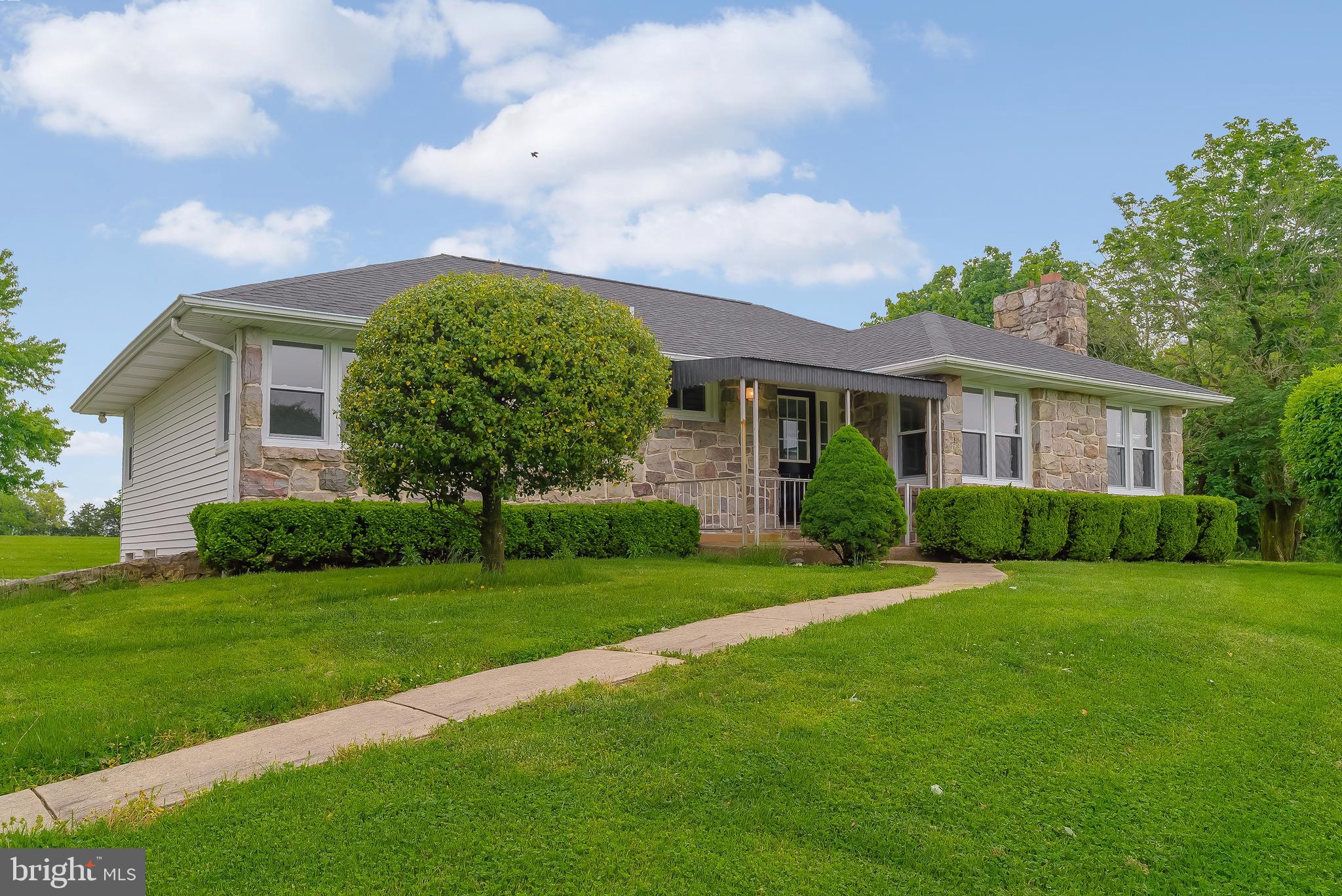 2933 Big Road Zieglerville, PA 19492 - Photo 3 of 33 Gallery Image 3