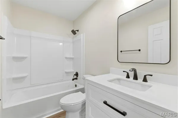 $321,000 | 1 Fairway Estates Court, Eureka, MO 63025