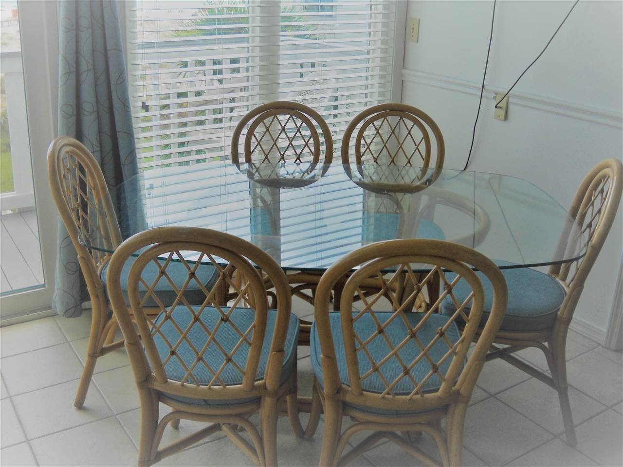 497 Plantation Road, Unit 1333 Gulf Shores, AL 36542 - Photo 3 of 9 Dining Area