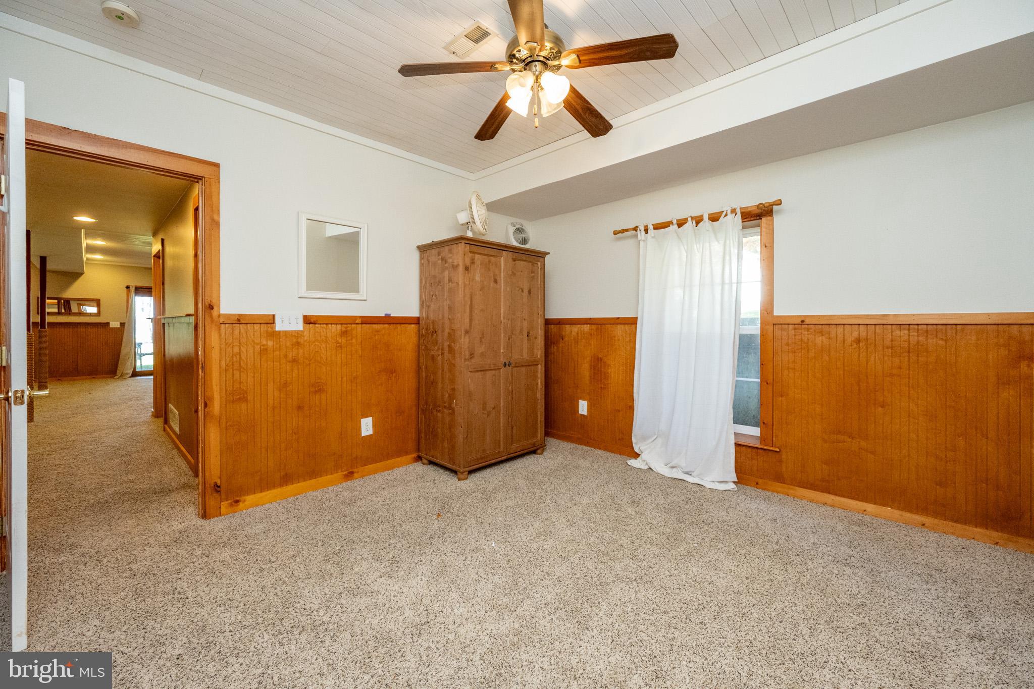 32 Hazelhurst Lane Swanton, MD 21561 - Photo 61 of 73 a view of a livingroom with closet area