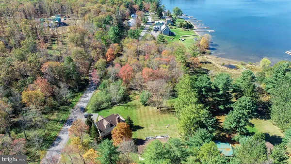 $669,000 | 32 Hazelhurst Lane, Swanton, MD 21561