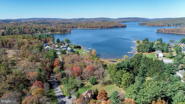 $679,000 | 32 Hazelhurst Lane, Swanton, MD 21561