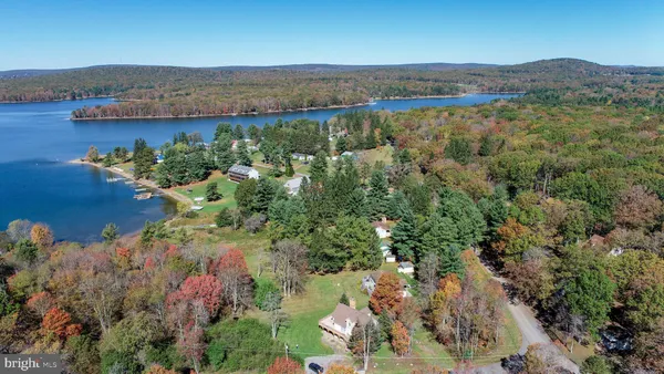 $669,000 | 32 Hazelhurst Lane, Swanton, MD 21561