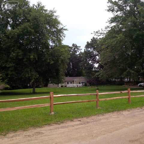 8270 Mabley Hill Road Fenton, MI 48430 - Photo 2 of 7 20418999-1.JPG