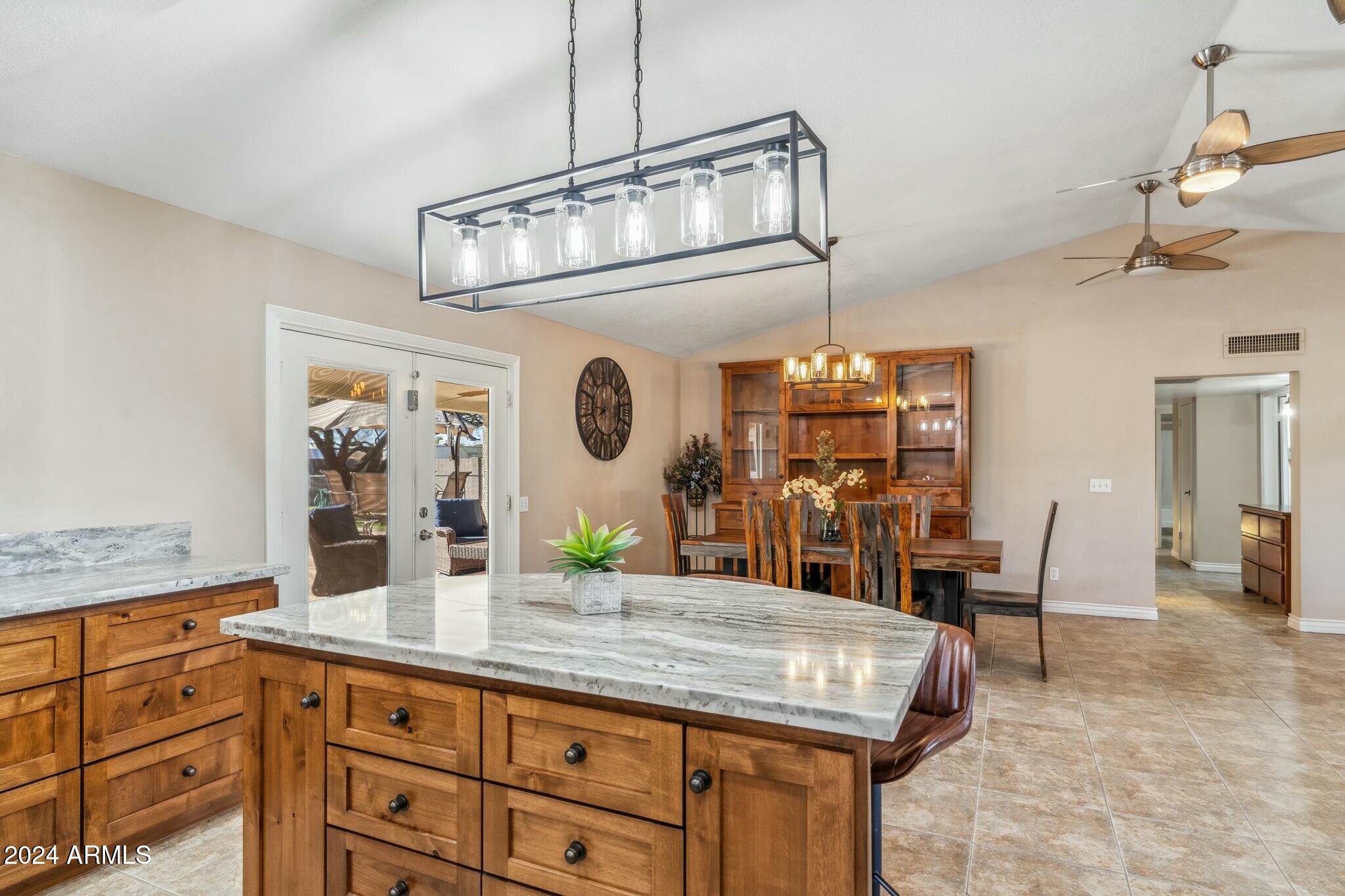 1045 East Cloud Road Phoenix, AZ 85086 - Photo 17 of 67 tempImageveHL5P