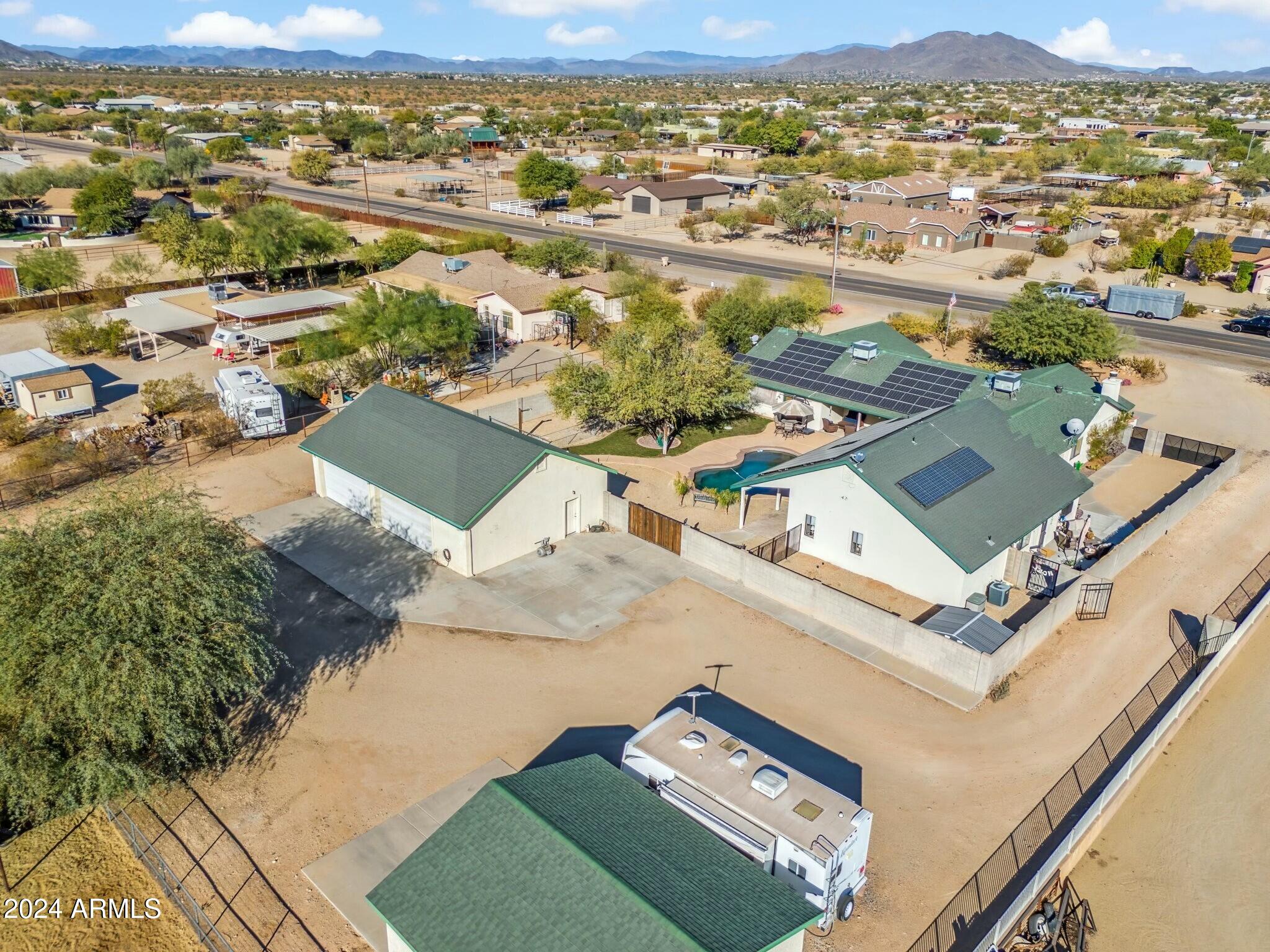 1045 East Cloud Road Phoenix, AZ 85086 - Photo 2 of 67 tempImagea6kOZK