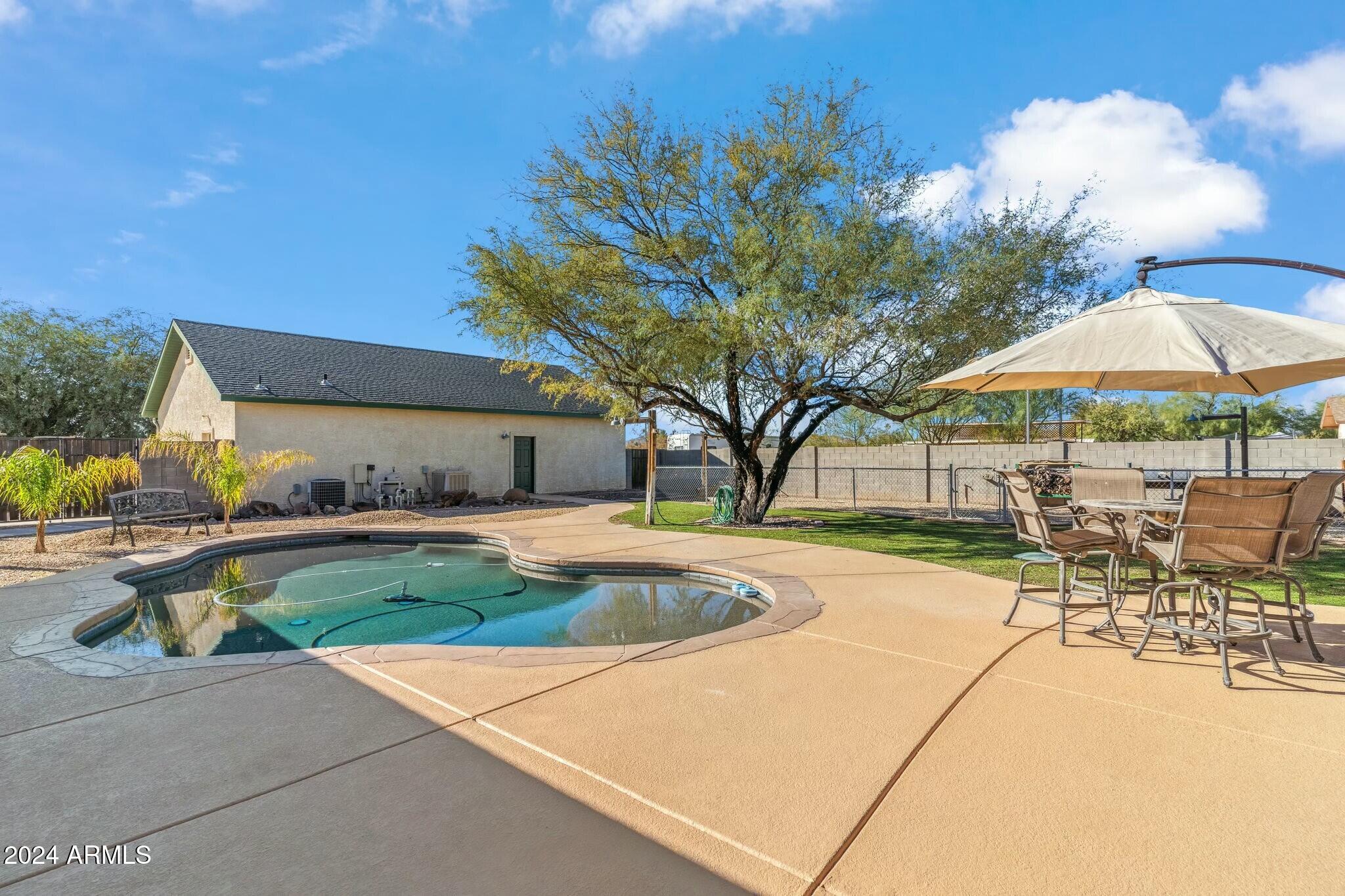 1045 East Cloud Road Phoenix, AZ 85086 - Photo 34 of 67 tempImagemrhUQF