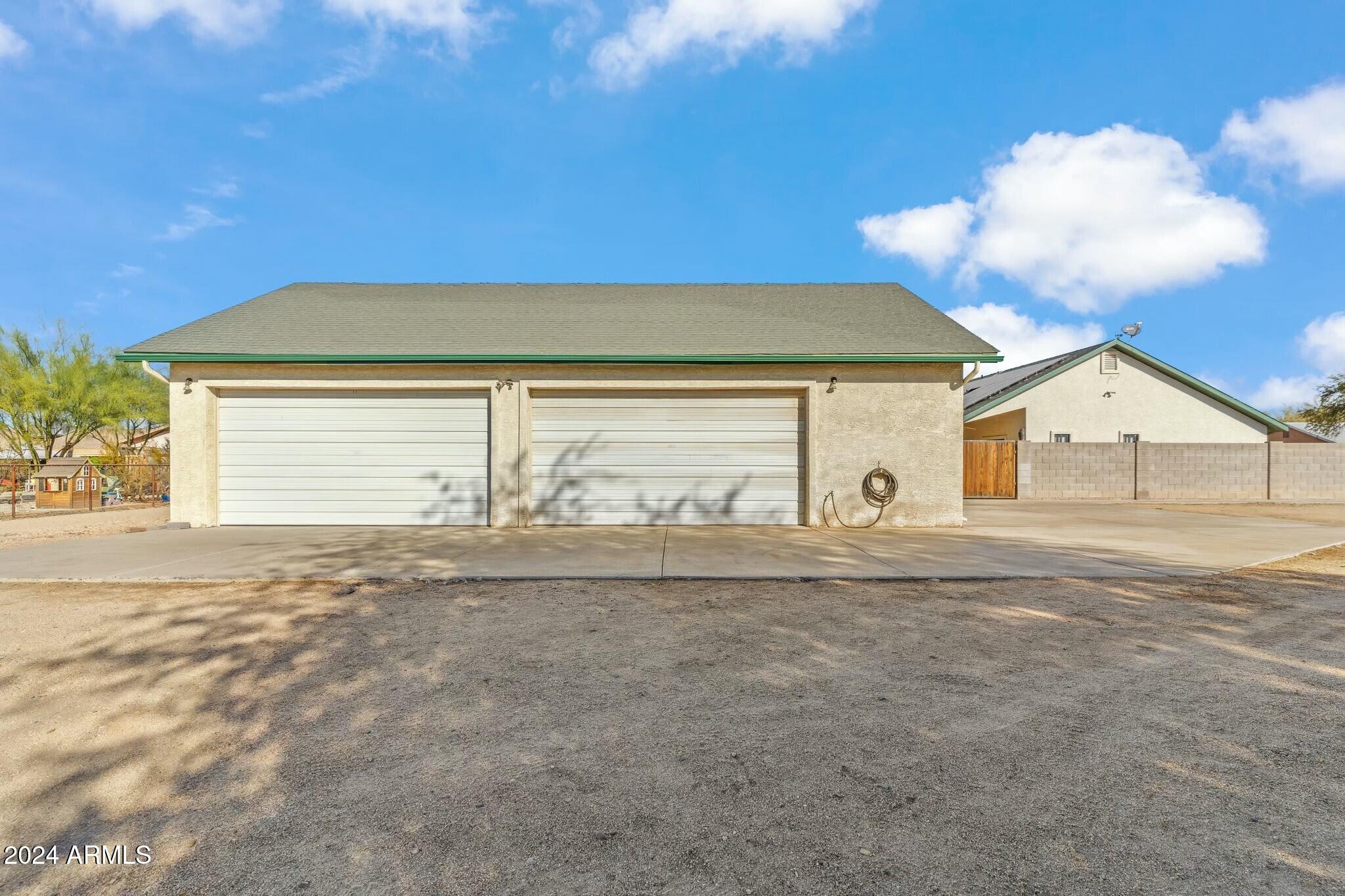 1045 East Cloud Road Phoenix, AZ 85086 - Photo 43 of 67 tempImagevNpV5T