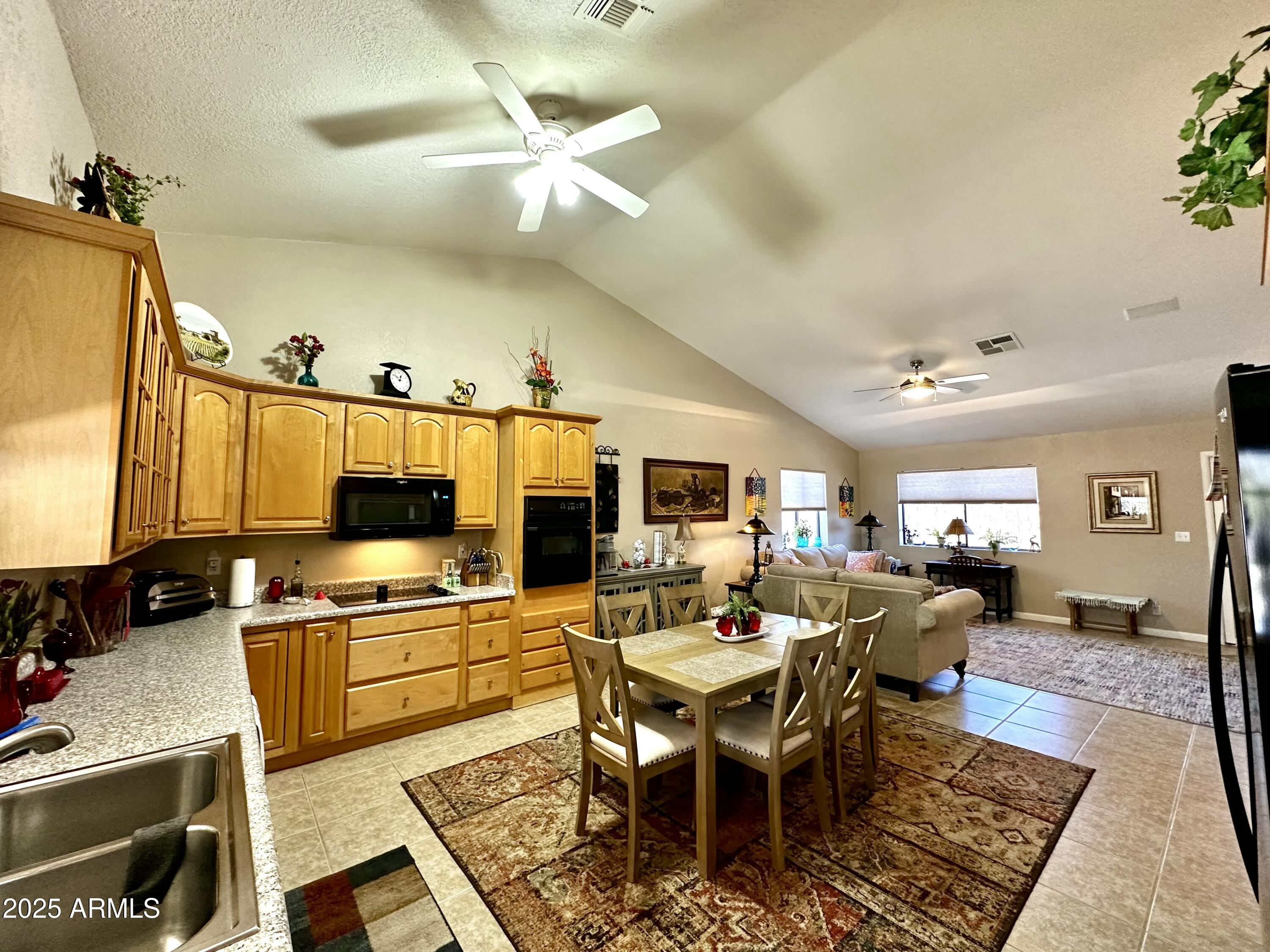1045 East Cloud Road Phoenix, AZ 85086 - Photo 47 of 67 tempImage3ILW4w