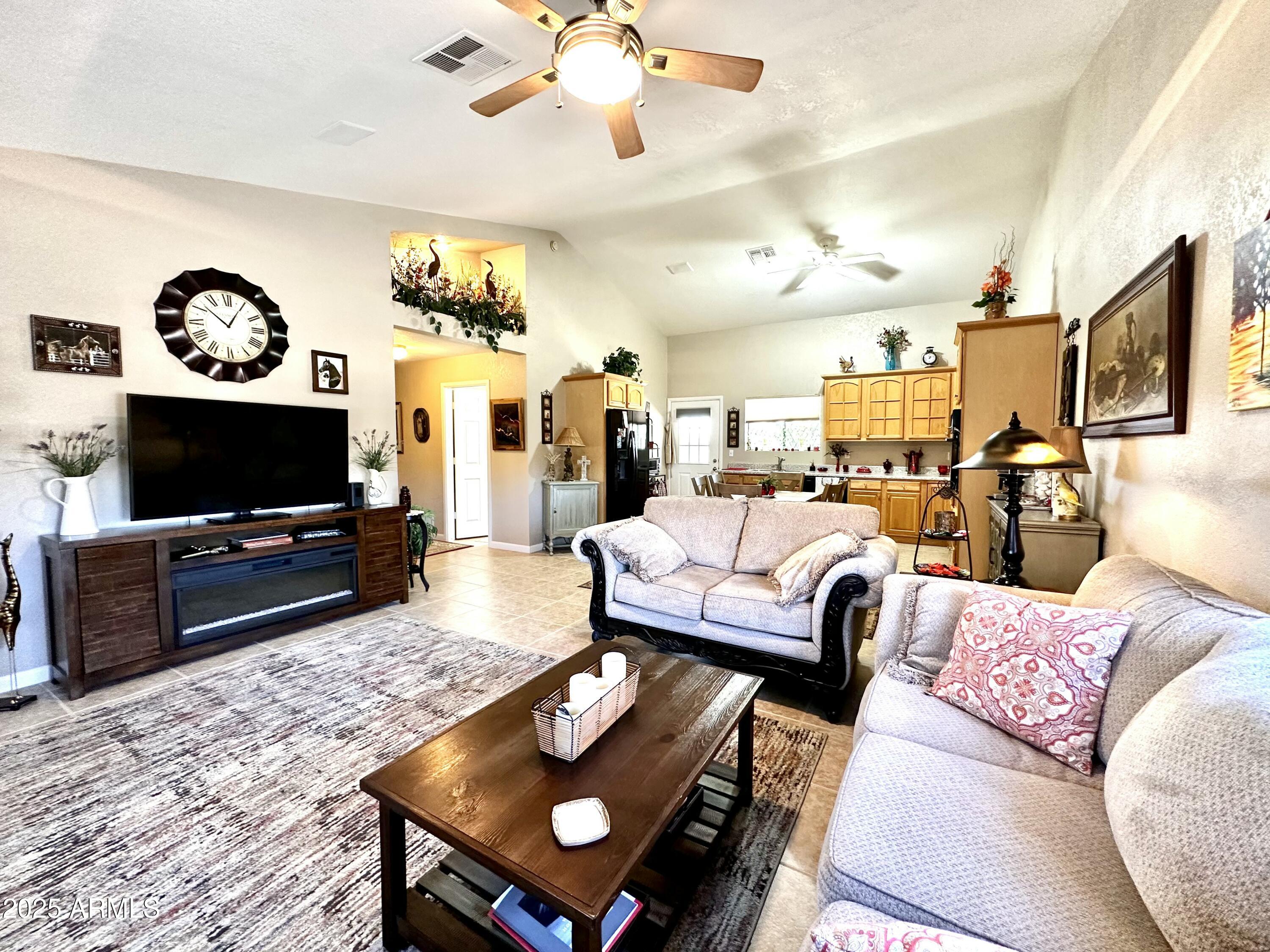 1045 East Cloud Road Phoenix, AZ 85086 - Photo 52 of 67 tempImageZOtvdJ