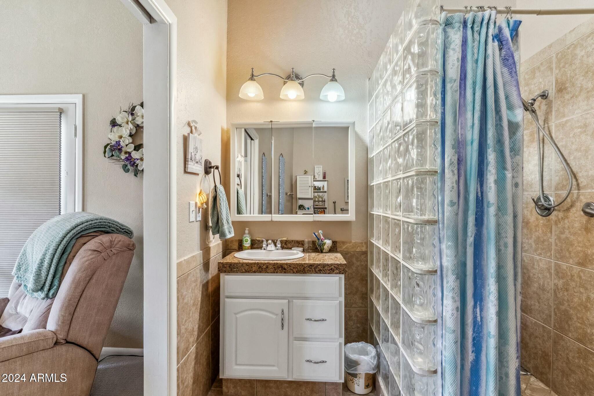 1045 East Cloud Road Phoenix, AZ 85086 - Photo 57 of 67 tempImageZE5jzf