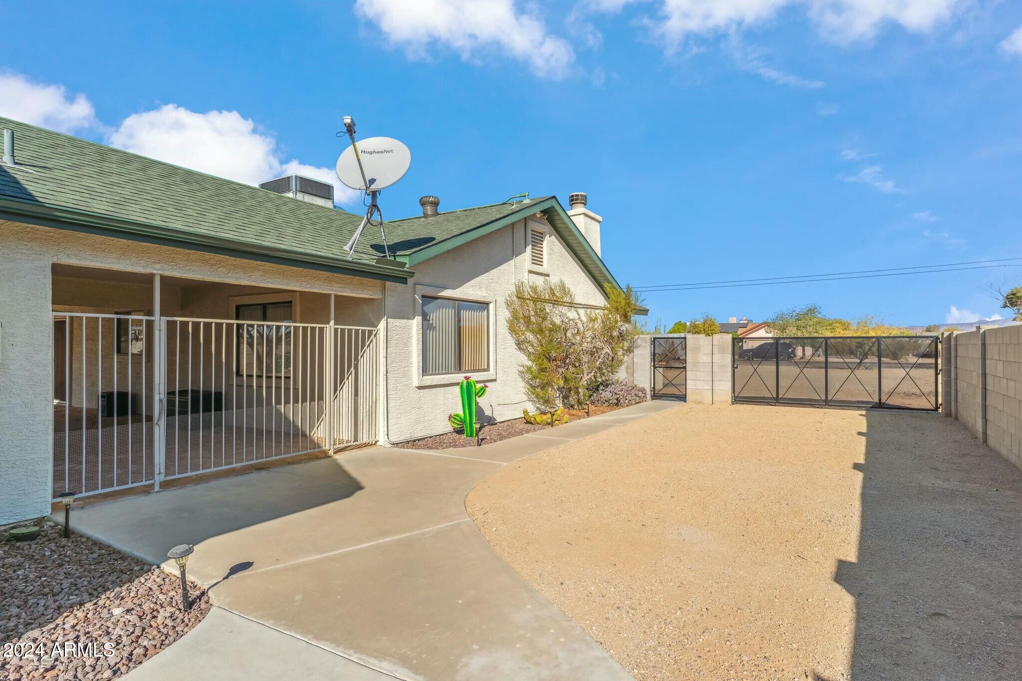 1045 East Cloud Road Phoenix, AZ 85086 - Photo 61 of 67 tempImageTwX9Ub