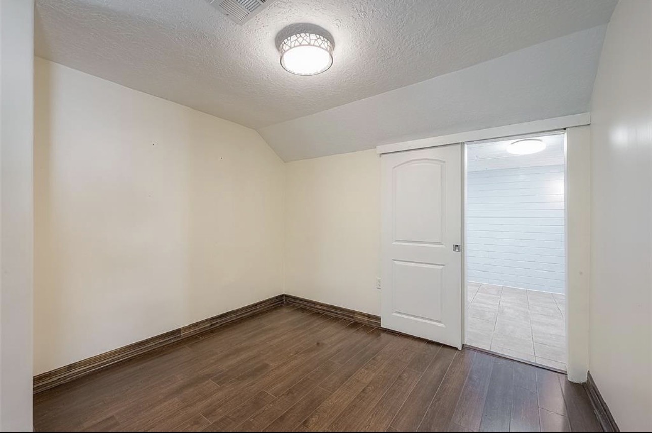 511 Bishop Street Houston, TX 77009 - Photo 12 of 27