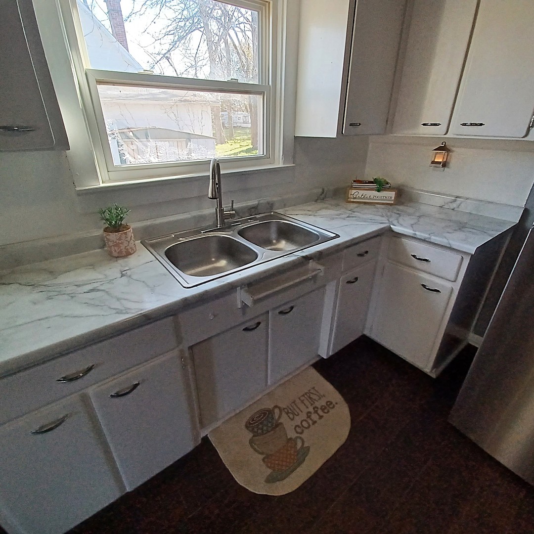 205 Ross Street Kewanee, IL 61443 - Photo 13 of 29