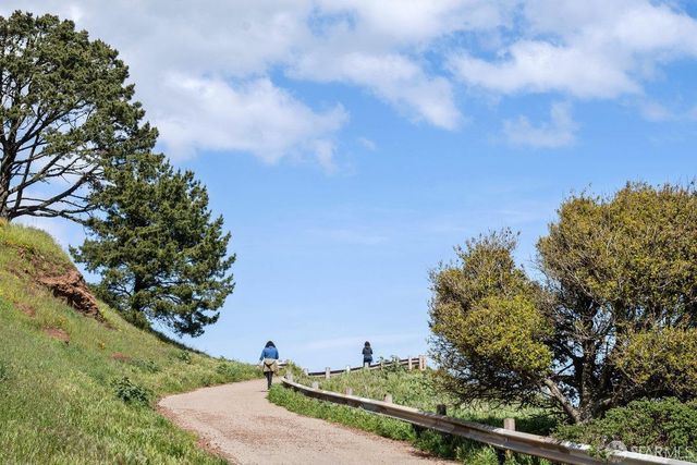 $2,610,813 | 277 Andover Street, San Francisco, CA 94110