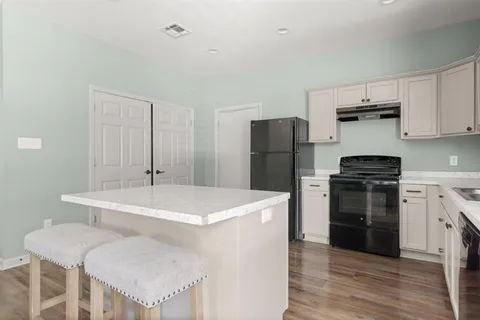 $230,000 | 5605 Lavergne St Lake, Unit 1 & 2, Lake Charles, LA 70615