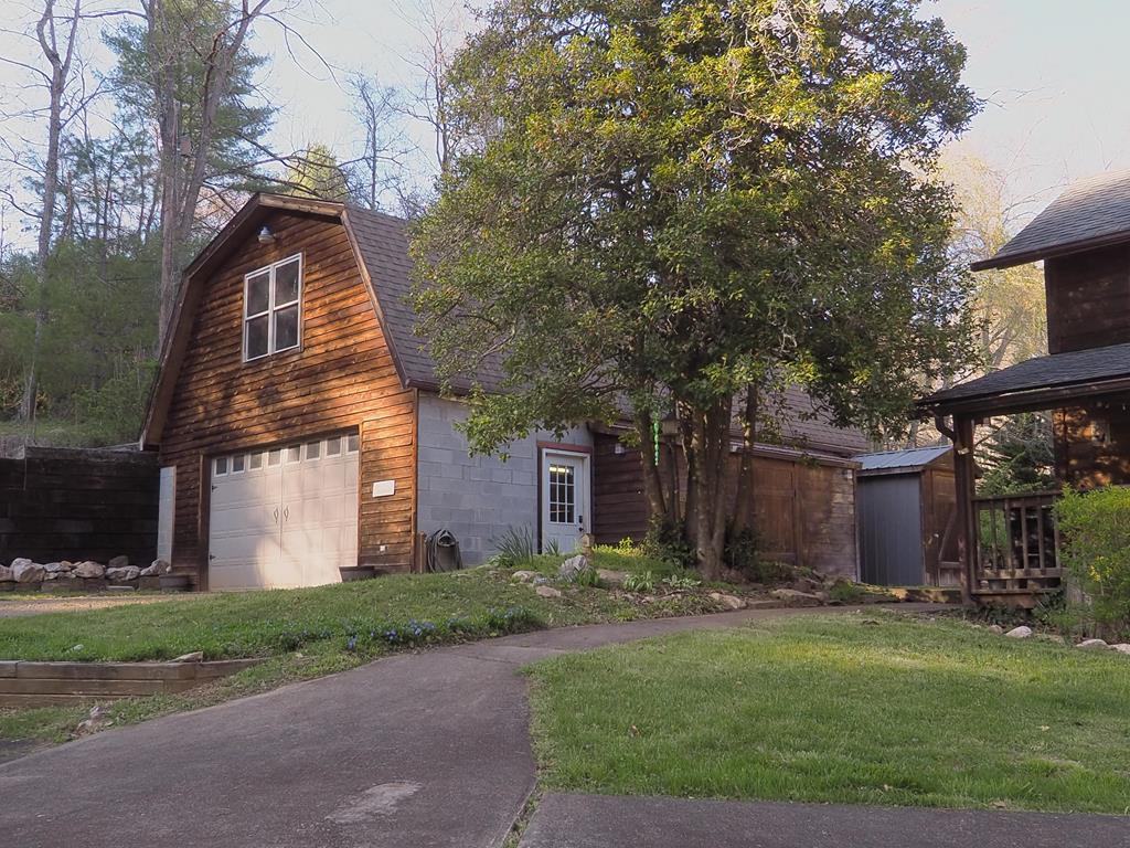 980 Homestead Road Hillsville, VA 24343 - Photo 8 of 68 Gallery Image 8