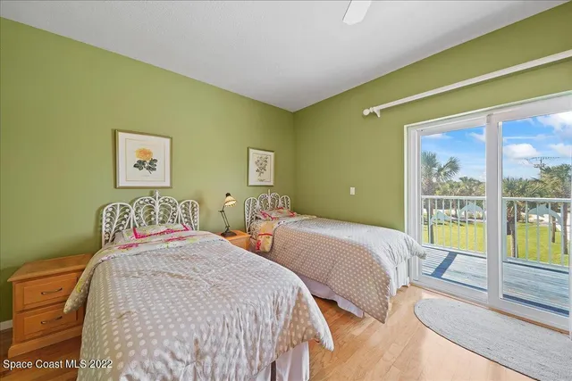 a utility room with a sink washer and dryer