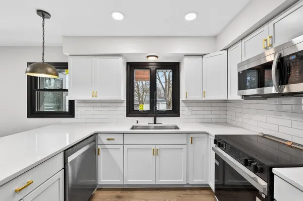 $675,000 | 20335 Yorktown Court, Brookfield, WI 53045