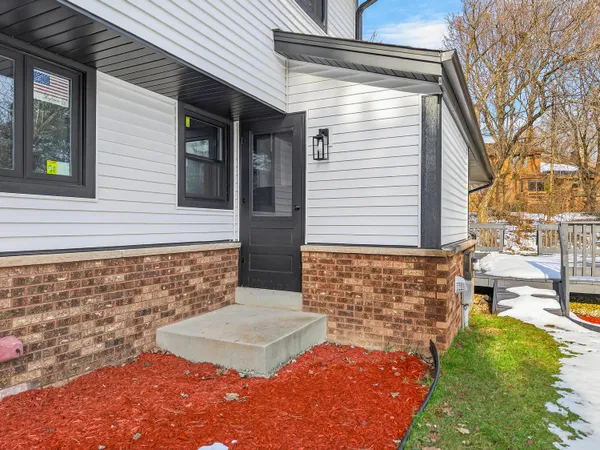 $675,000 | 20335 Yorktown Court, Brookfield, WI 53045