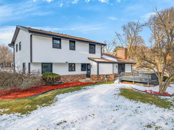 $675,000 | 20335 Yorktown Court, Brookfield, WI 53045