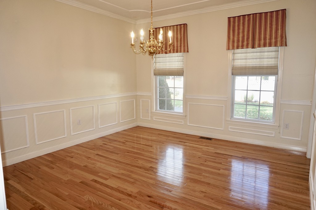 8 Howe Street Ashland, MA 01721 - Photo 4 of 18