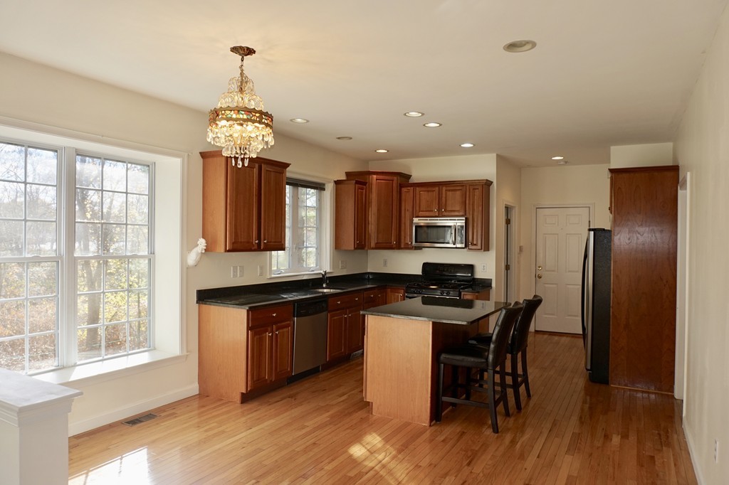 8 Howe Street Ashland, MA 01721 - Photo 5 of 18