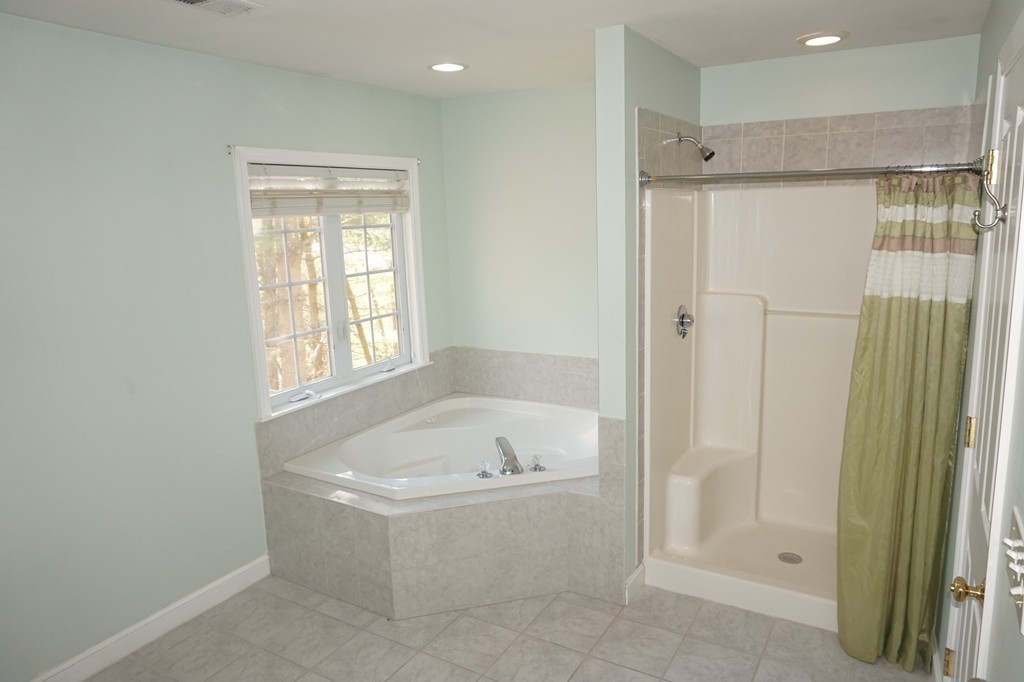 8 Howe Street Ashland, MA 01721 - Photo 10 of 18