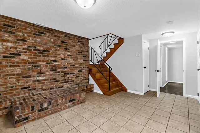 $190,000 | 18805 East Arrowhead Drive, Independence, MO 64056